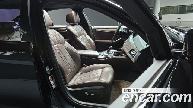 BMW 5-Series 520d M Sport Package Plus