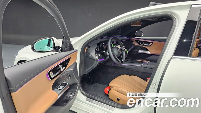 Mercedes-Benz E-Class E200 Avantgarde
