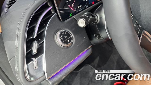 Mercedes-Benz E-Class E200 Avantgarde
