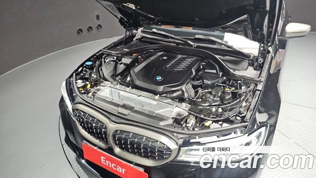 BMW 3-Series M340i Performance