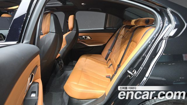 BMW 3-Series M340i Performance