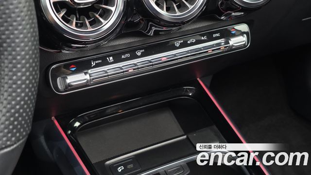 Mercedes-Benz GLB-Class GLB250 4MATIC