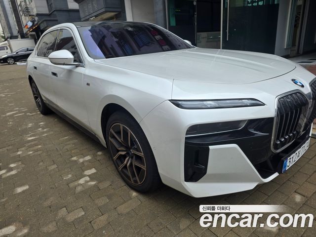 BMW 7-Series 740i xDrive M Sport