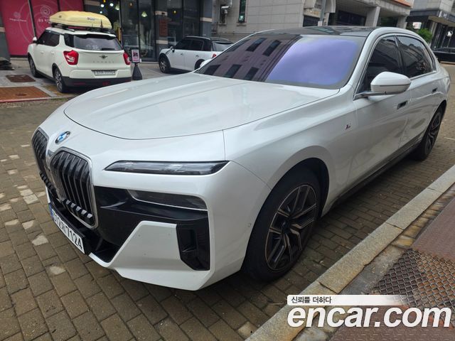 BMW 7-Series 740i xDrive M Sport