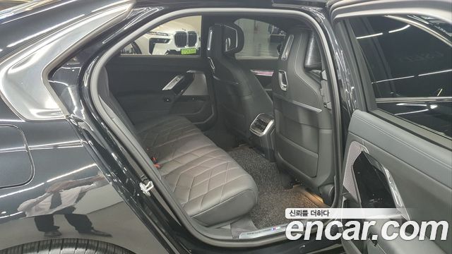 BMW 7-Series 740d xDrive M Sport
