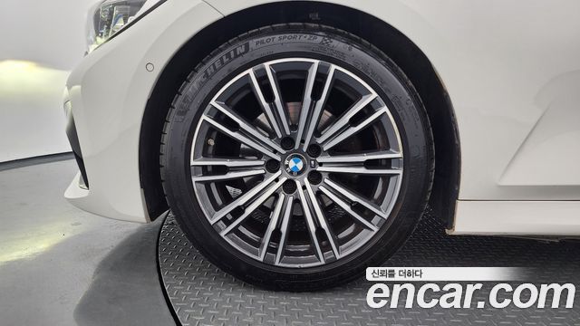 BMW 3-Series 320i M Sport