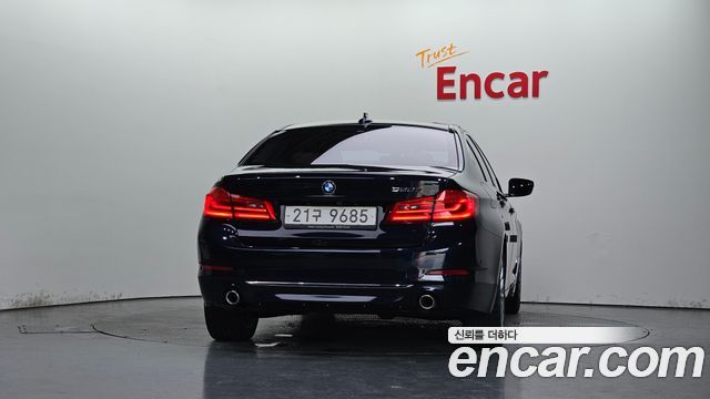 BMW 5-Series 520d Luxury Special Edition