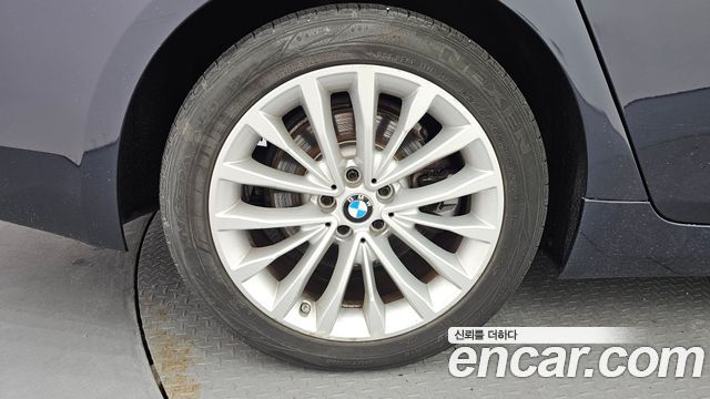 BMW 5-Series 520d Luxury Special Edition