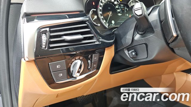BMW 5-Series 520d Luxury Special Edition