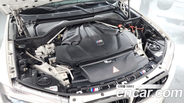 BMW X5M 4.4