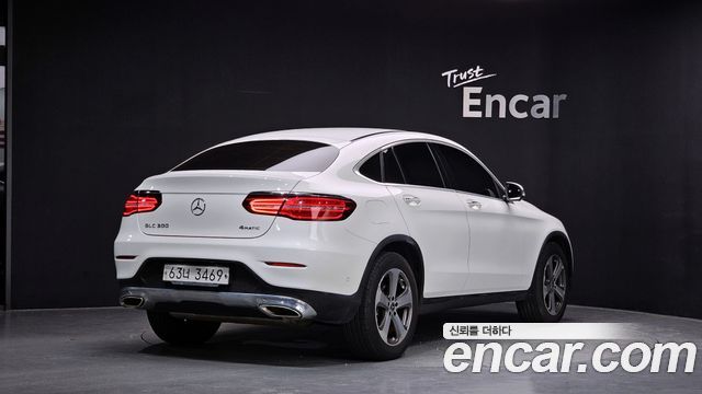 Mercedes-Benz GLC-Class GCL300 4MATIC Coupe