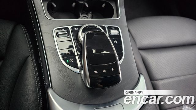 Mercedes-Benz GLC-Class GCL300 4MATIC Coupe