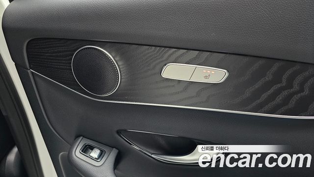 Mercedes-Benz GLC-Class GCL300 4MATIC Coupe