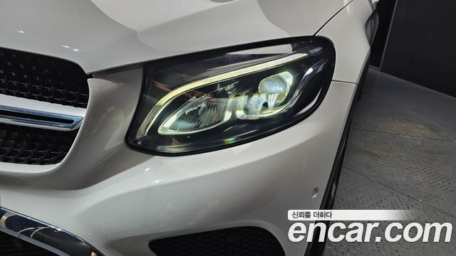 Mercedes-Benz GLC-Class GCL300 4MATIC Coupe