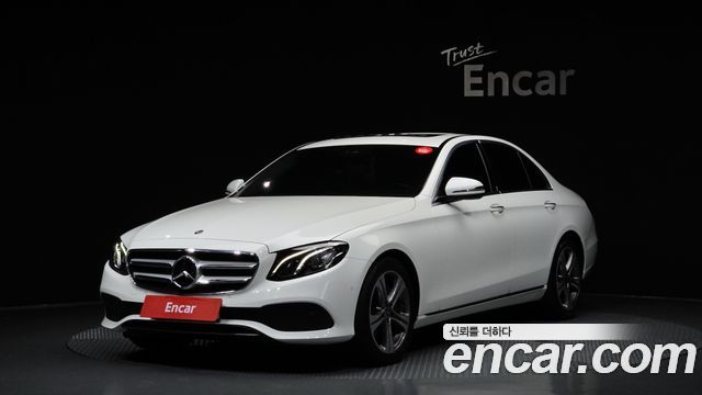 Mercedes-Benz E-Class E300 Avantgarde