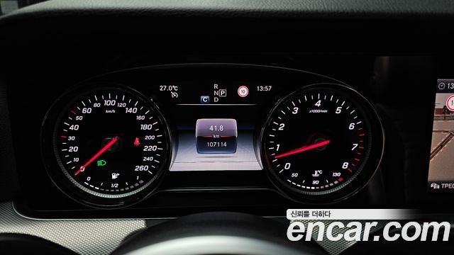 Mercedes-Benz E-Class E300 Avantgarde