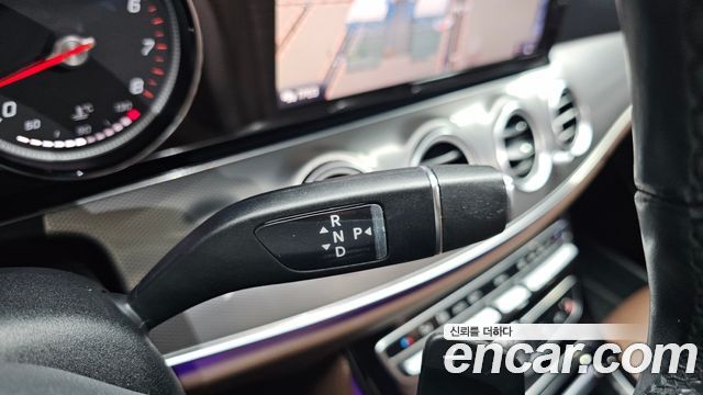 Mercedes-Benz E-Class E300 Avantgarde