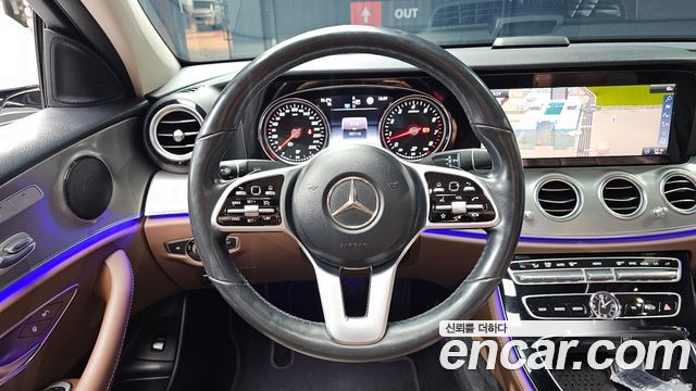 Mercedes-Benz E-Class E300 Avantgarde
