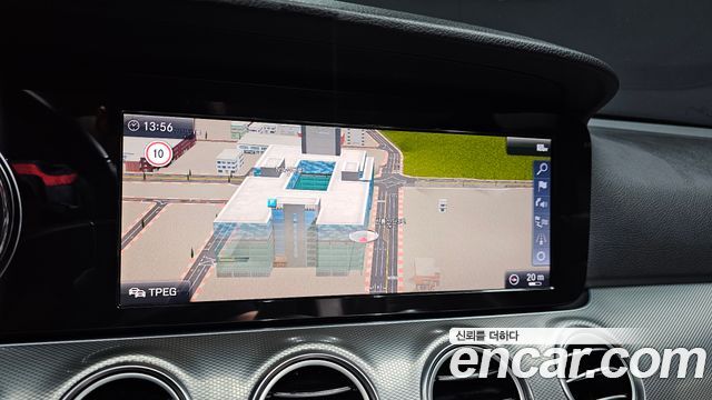 Mercedes-Benz E-Class E300 Avantgarde