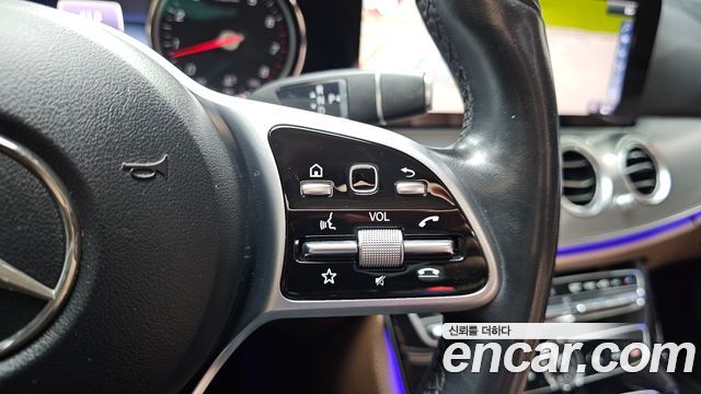 Mercedes-Benz E-Class E300 Avantgarde