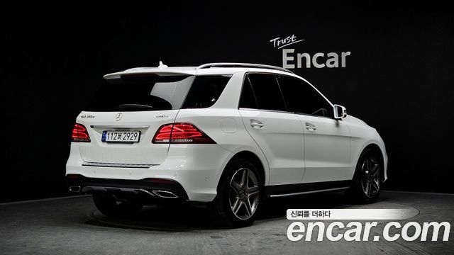 Mercedes-Benz GLE-Class GLE350 d 4MATIC Premium