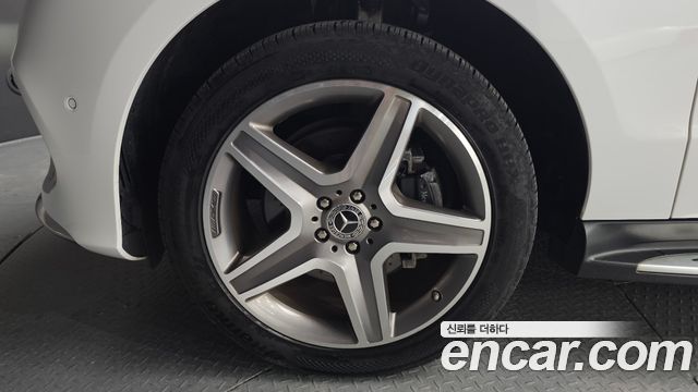 Mercedes-Benz GLE-Class GLE350 d 4MATIC Premium
