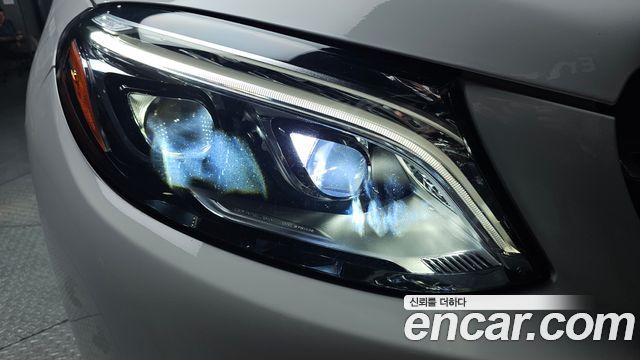 Mercedes-Benz GLE-Class GLE350 d 4MATIC Premium