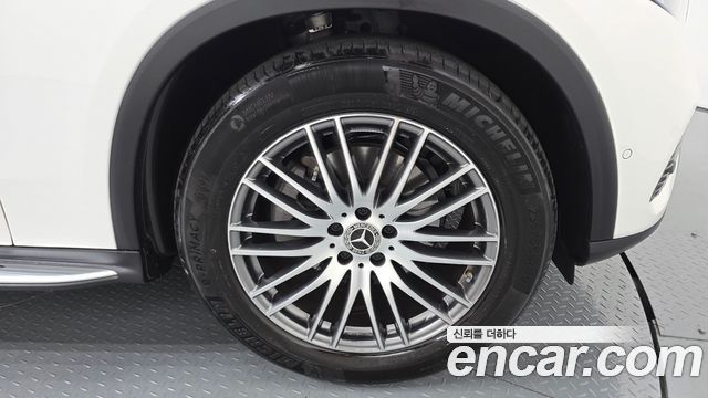 Mercedes-Benz GLC-Class GLC220 d 4MATIC