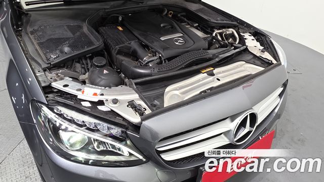 Mercedes-Benz C-Class C200 Avantgarde