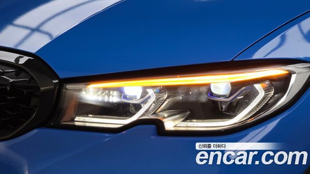 BMW 3-Series M340i Performance