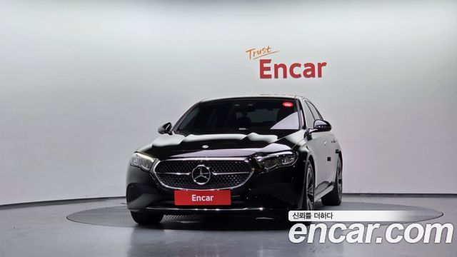 Mercedes-Benz E-Class E200 Avantgarde