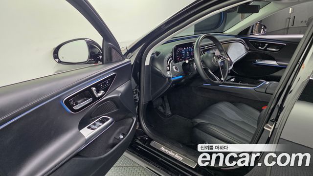 Mercedes-Benz E-Class E200 Avantgarde