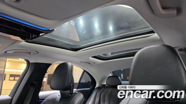 Mercedes-Benz E-Class E200 Avantgarde