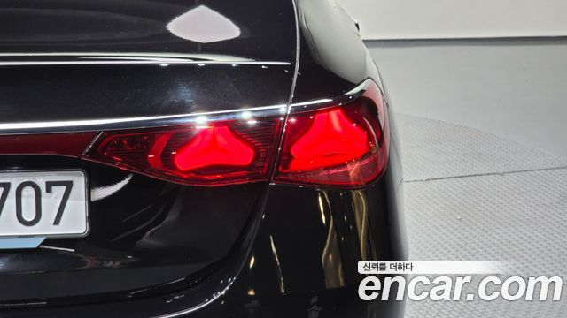 Mercedes-Benz E-Class E200 Avantgarde