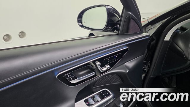 Mercedes-Benz E-Class E200 Avantgarde
