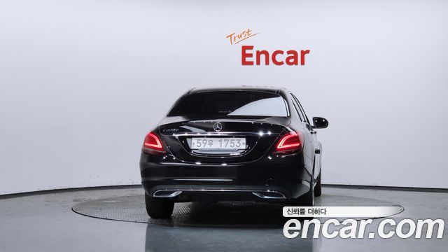 Mercedes-Benz C-Class C220 d Avantgarde