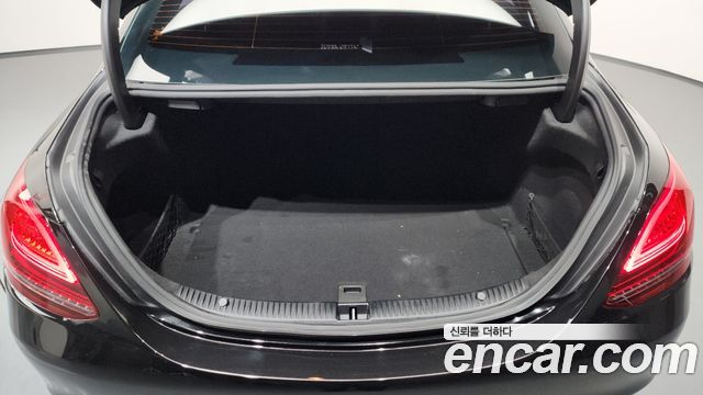 Mercedes-Benz C-Class C220 d Avantgarde