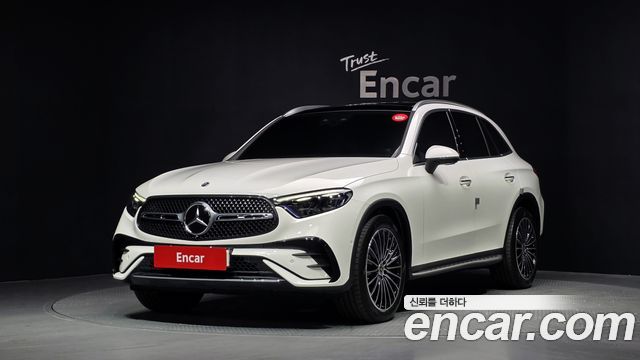 Mercedes-Benz GLC-Class GLC300 4MATIC AMG Line
