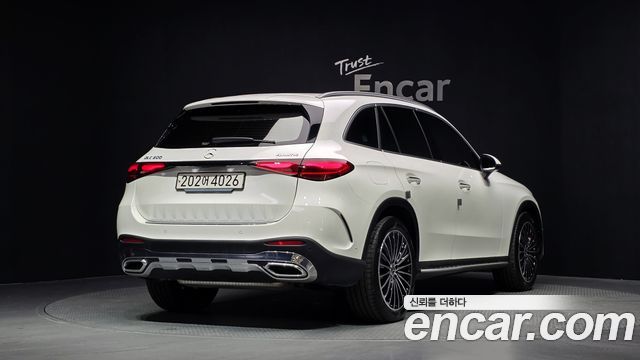Mercedes-Benz GLC-Class GLC300 4MATIC AMG Line