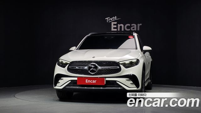 Mercedes-Benz GLC-Class GLC300 4MATIC AMG Line