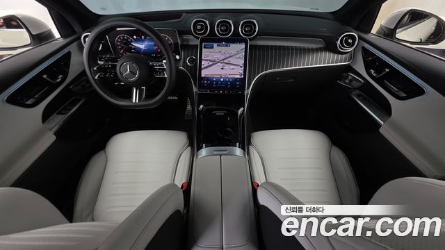 Mercedes-Benz GLC-Class GLC300 4MATIC AMG Line