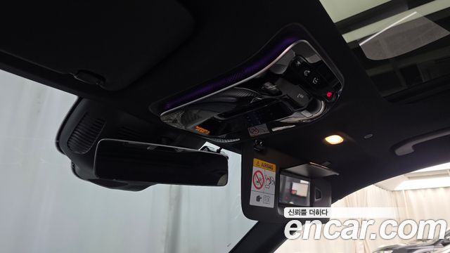 Mercedes-Benz GLC-Class GLC300 4MATIC AMG Line