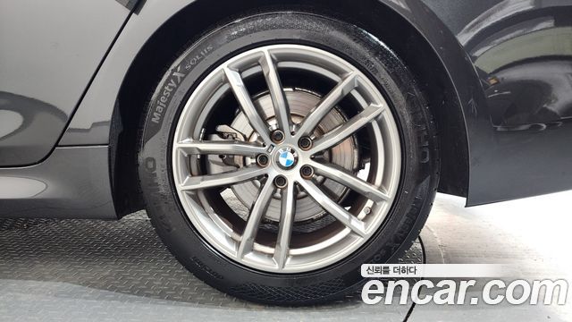 BMW 5-Series 520i M Sport