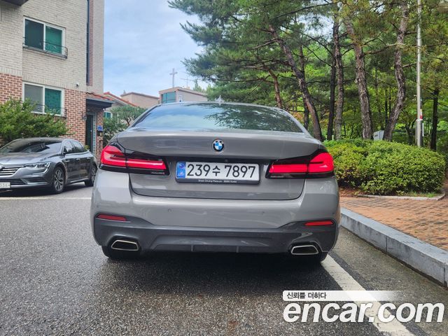 BMW 5-Series 520i M Sport