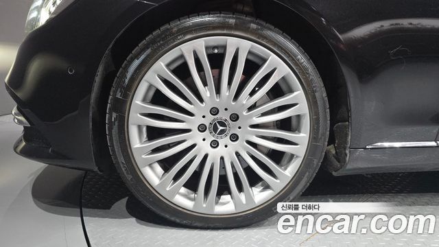Mercedes-Benz S-Class S560L 4MATIC