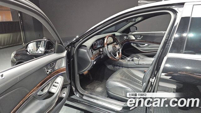 Mercedes-Benz S-Class S560L 4MATIC