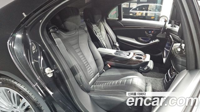 Mercedes-Benz S-Class S560L 4MATIC