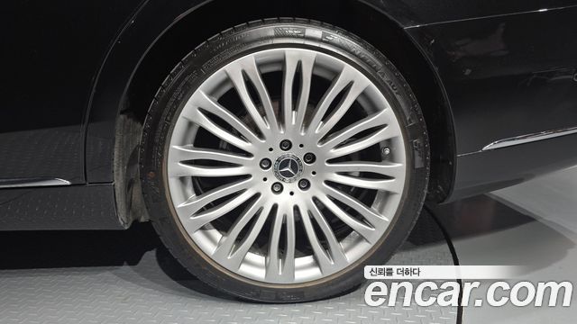 Mercedes-Benz S-Class S560L 4MATIC