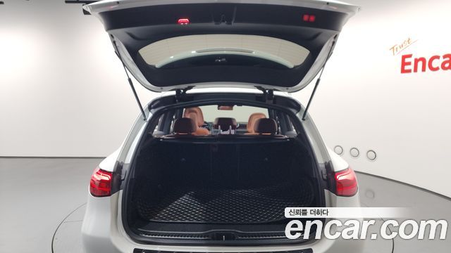Mercedes-Benz GLC-Class GLC220 d 4MATIC