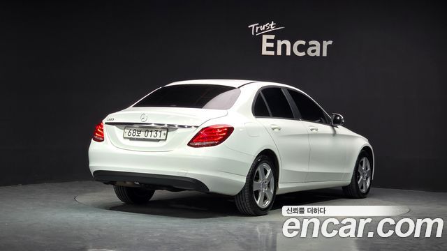 Mercedes-Benz C-Class C200